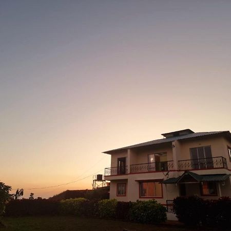 Rudrashree Villa - Besides Valley View マハバレシュワール エクステリア 写真